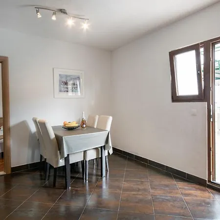 Marino In Makarska, Private Pool Villa